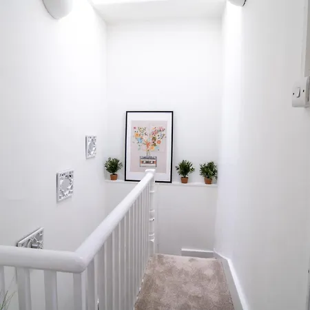 Mayfair Maisonette Chic Spacious 2-Bed - 33A London Exterior photo