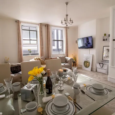 Mayfair Maisonette Chic Spacious 2-Bed - 33A London Exterior photo
