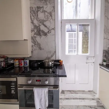 Mayfair Maisonette Chic Spacious 2-Bed - 33A London Exterior photo
